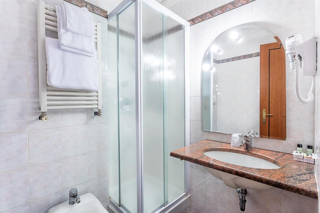 Raeli Hotel Siracusa Rome Luaran gambar