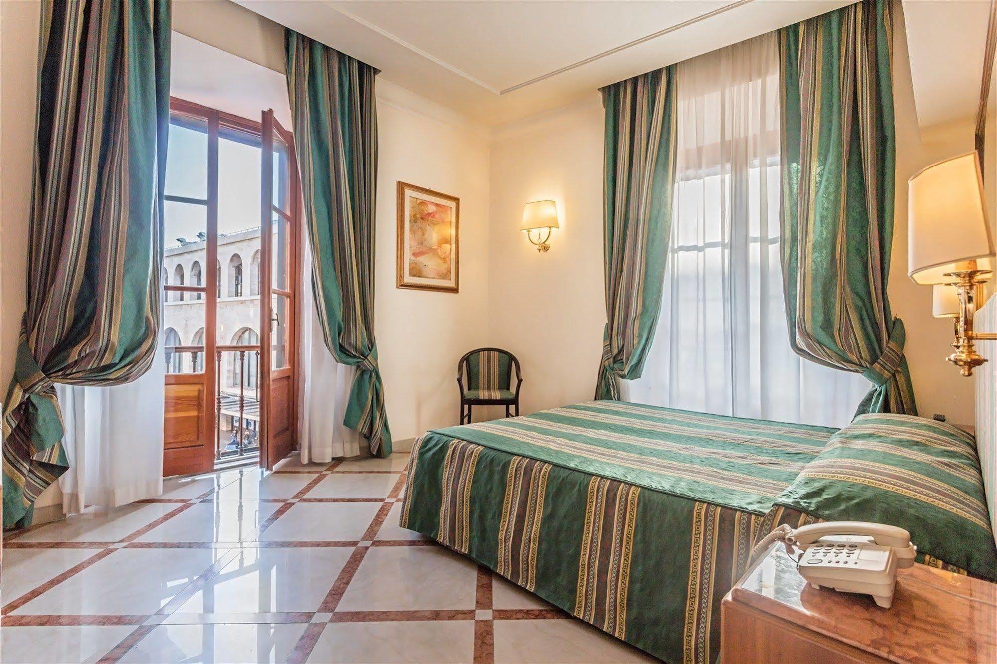 Raeli Hotel Siracusa Rome Luaran gambar